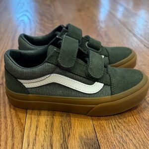 Vans kids Velcro sneakers - new w/o tags